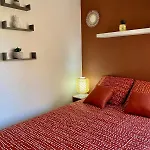 Agreable Avec Loggia, Wifi & Parking Proche Apartment *