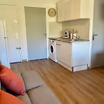 Apartment Agreable Avec Loggia, Wifi & Parking Proche