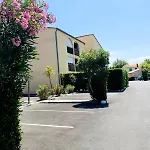 Apartment Agreable Avec Loggia, Wifi & Parking Proche Saint-Cyprien (Pyrenees-Orientales)