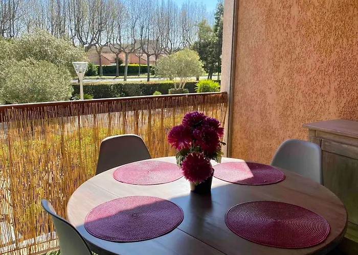Agreable Avec Loggia, Wifi & Parking Proche Saint-Cyprien (Pyrenees-Orientales)
