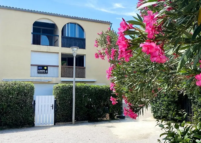 Διαμέρισμα Agreable Avec Loggia, Wifi & Parking Proche